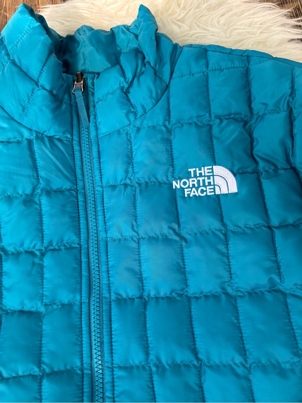 🌺NWT $210 The North face thermal insulation jacket in digital steel size LARGE🌺